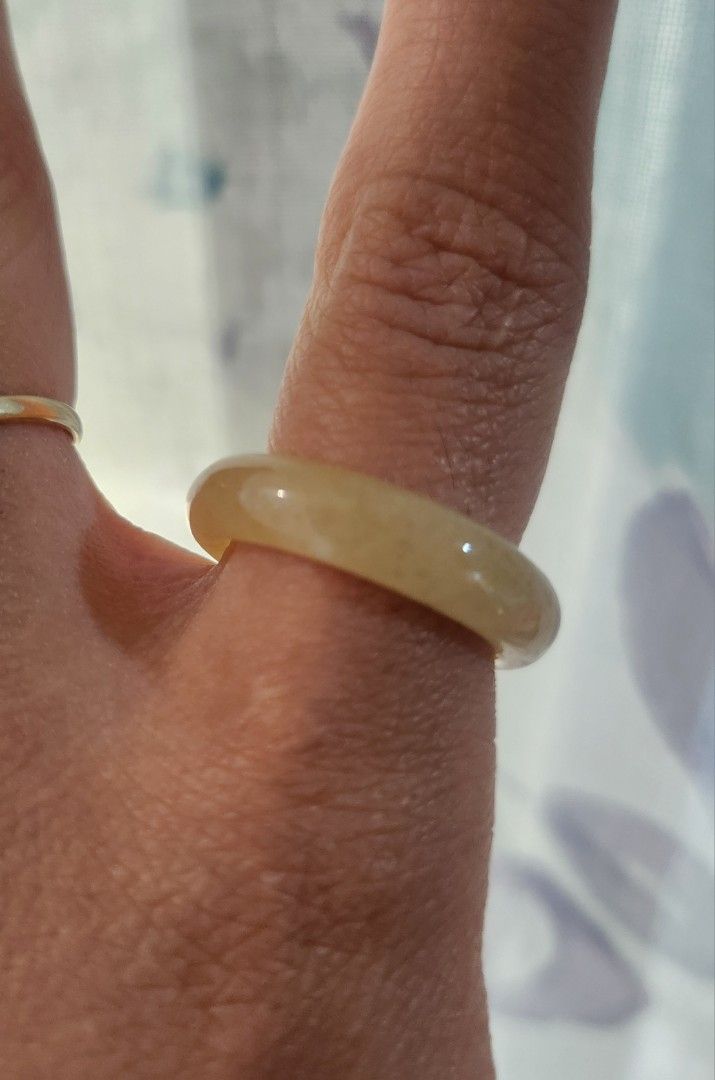 Light Yellow Hetian Jade Bangle Ring US Size 8/18.2mm (Category: Rings) located in Baguio. Submitted by lausgem2026 (Listing ID 1470356937, Image 2). Description: -A light yellow Hetian Jade/Nephrite Bangle Ring -US Size 8. 18.2mm diameter size. -Has no box or certificate. -Location: Baguio City.