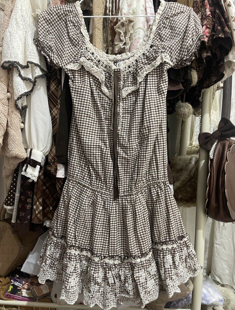 LIZ LISA brown gingham dress (Category: Dresses) located in Paranaque City. Submitted by lalluviashop (Listing ID 1470462329, Image 1). Description: Size is free size With brand tag and washtag Ww on last slide Gcash/Gotyme payment Jnt delivery .