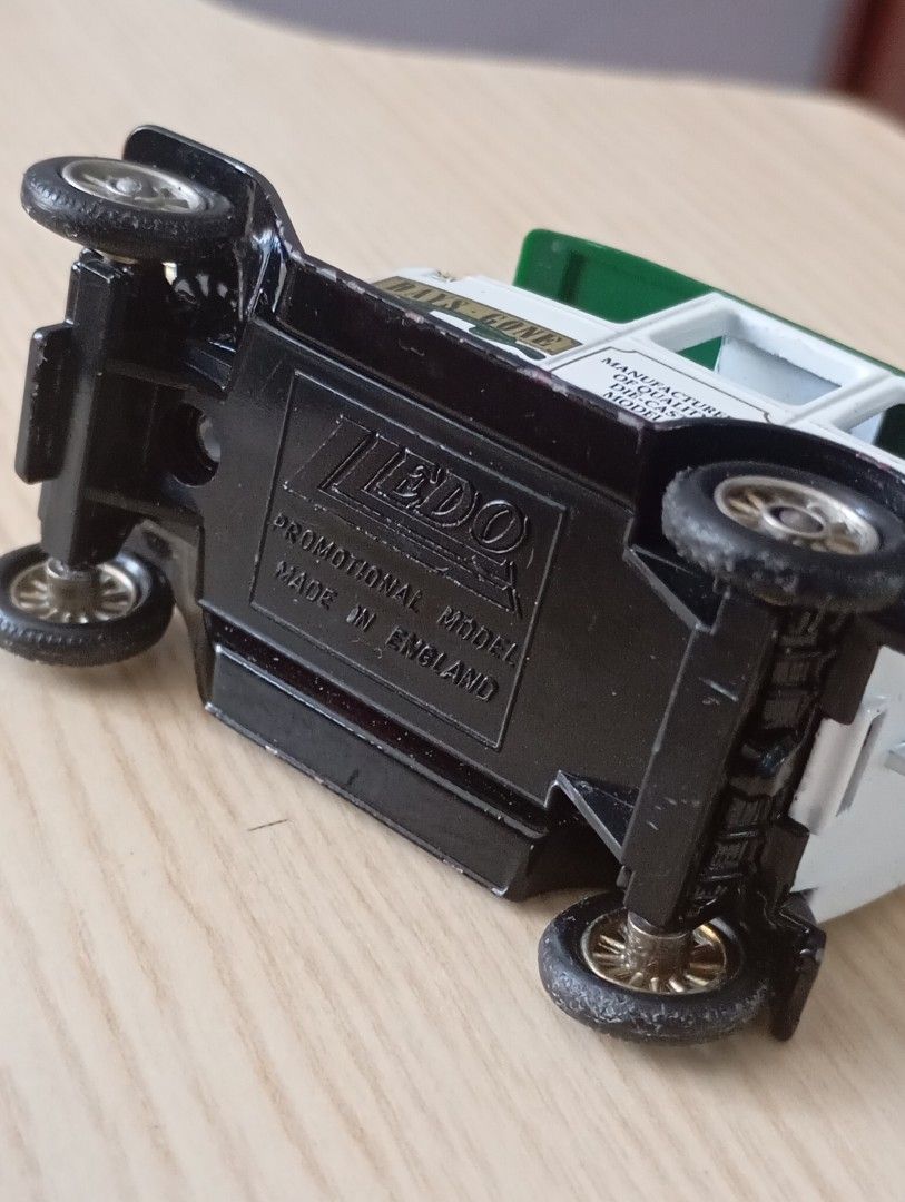 Lledo England Ford model t (Category: Vehicle & Diecast Models) located in Las Pinas. Submitted by quick_deals_great_finds2 (Listing ID 1470378847, Image 3). Description: Good condition.