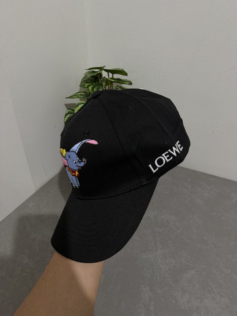LOEWE x DISNEY DUMBO CAP (Category: Hats & Beanies) located in Paranaque City. Submitted by johnmarco29 (Listing ID 1470503179, Image 1). Description: Excellent Condition.