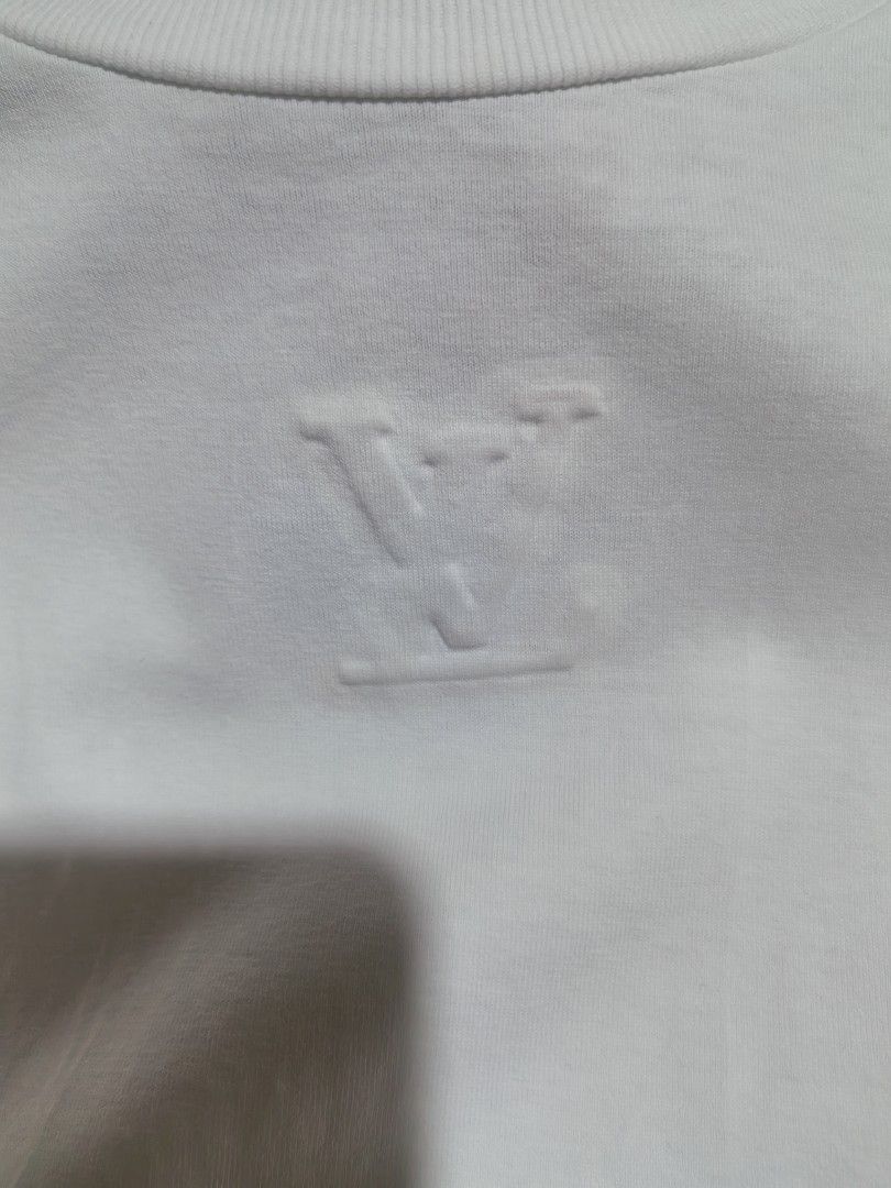 Louis Vuitton embossed logo tee (Category: Tshirts & Polo Shirts ) located in Vinzons. Submitted by khasanche43622 (Listing ID 1470493744, Image 3). Description: Excellent condition No stain Large on tag L-29 W-22.5.