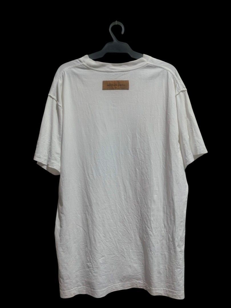 Louis Vuitton embossed logo tee (Category: Tshirts & Polo Shirts ) located in Vinzons. Submitted by khasanche43622 (Listing ID 1470493744, Image 2). Description: Excellent condition No stain Large on tag L-29 W-22.5.