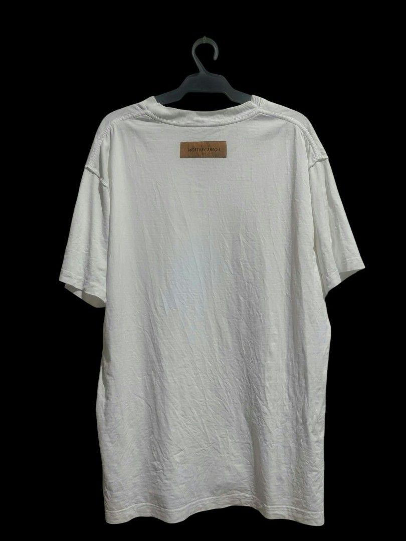 Louis vuitton embossed logo tee (Category: Luxury Apparel) located in Vinzons. Submitted by kspabico07187 (Listing ID 1470503448, Image 2). Description: Excellent condition No stain Large on tag L-29 W-22.5.