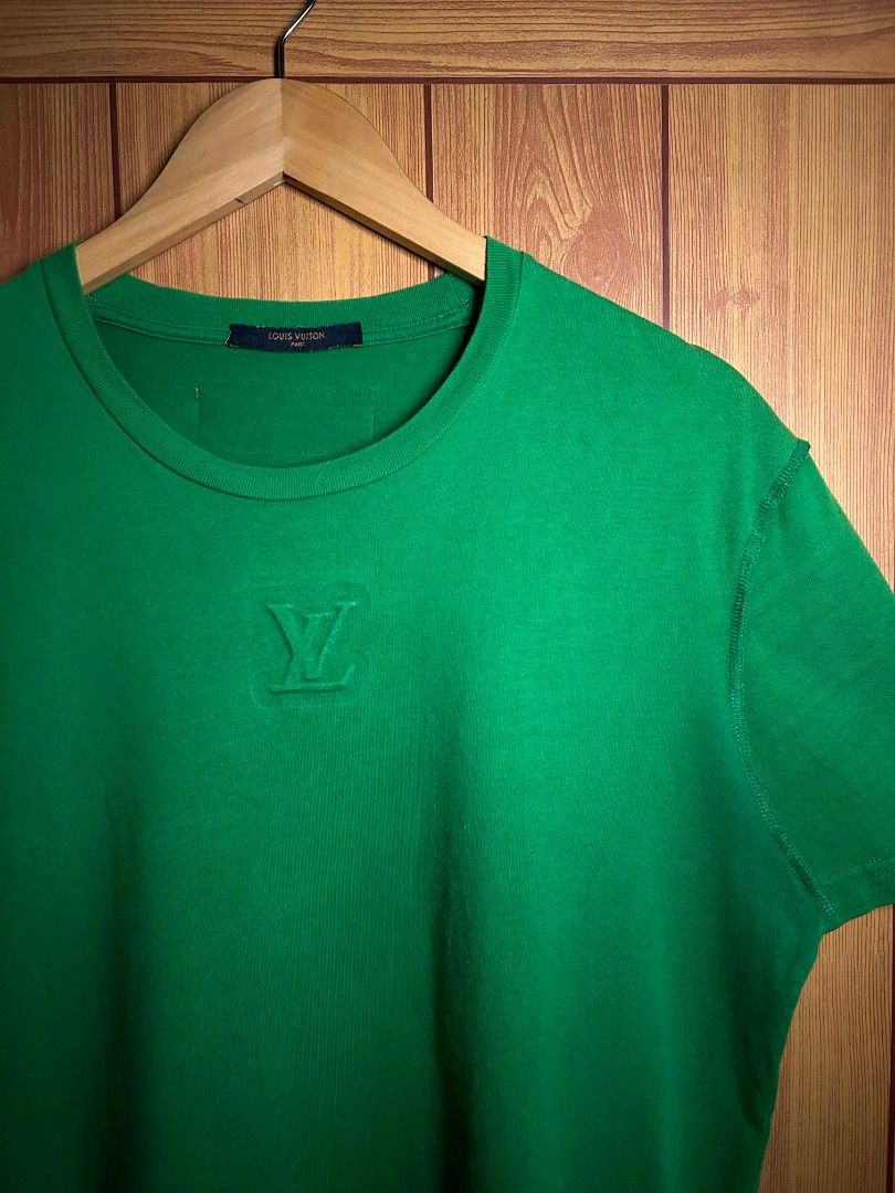 Louis Vuitton LV Debossed Tee (Category: Tshirts & Polo Shirts ) located in Manila. Submitted by zerowastethriftco. (Listing ID 1470524764, Image 2). Description: -Excellent Condition -Dimes L29xW22 -Size XL on Tag.