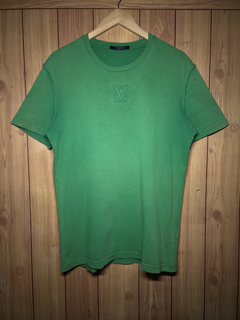 Louis Vuitton LVD Debossed Tee (Category: Tshirts & Polo Shirts ) located in Manila. Submitted by zerowasteco. (Listing ID 1470521245, Image 1). Description: -Excellent Condition -Dimes:L29xW22 -Size XL on tag Dm for more info!.