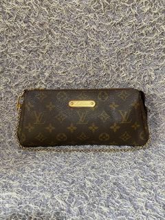 (Category: ) located in . Submitted by purse_gedo (Listing ID 1470362600, Image 1). Description: .