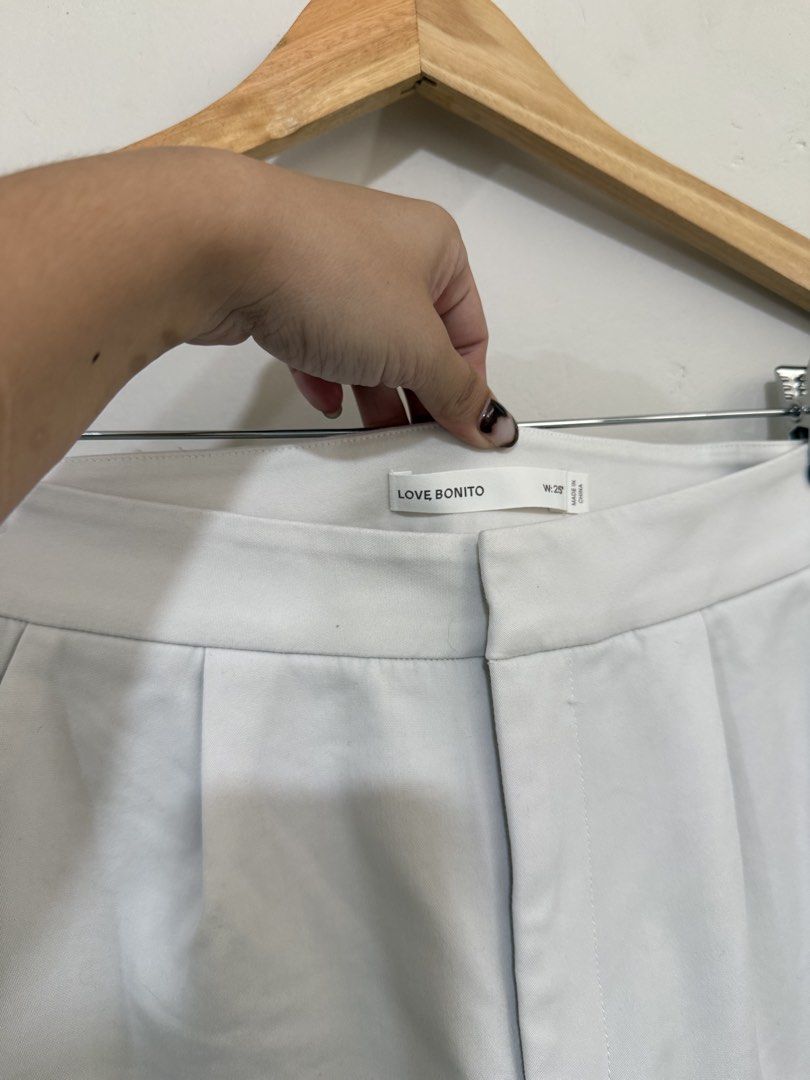 Love Bonito Off White Shorts (Category: Shorts) located in Manila. Submitted by morningthrifters (Listing ID 1470478116, Image 3). Description: 📝Love, Bonito off white tailored high-waisted shorts, featuring an A-line silhouette, structured front pleats, slant side pockets, and a clean front fly closure. 📐 Size 25-26 💗 Second time buyers has a free item, follow me to get updated. ⚠️ Please make sure you want this item before purchasing, Feel f