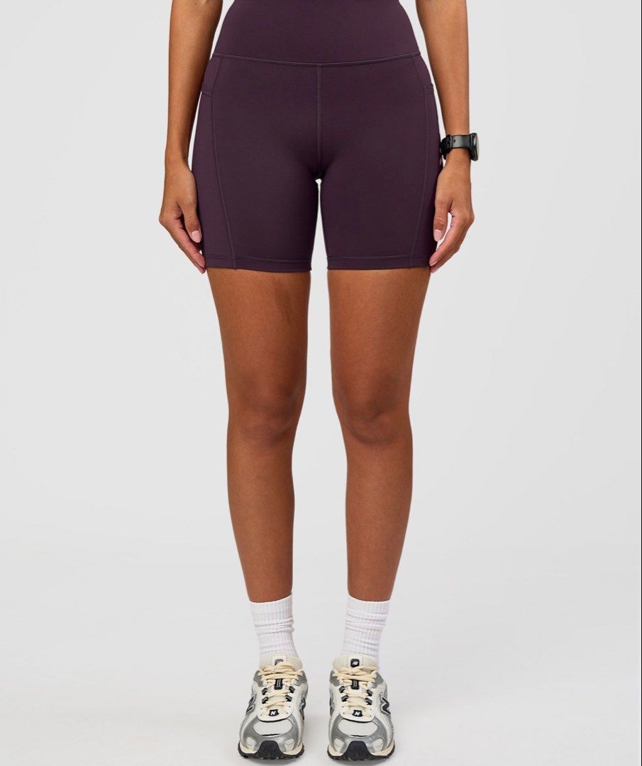 LSKD Rep Ultra High-Rise 6" Short Pockets (Category: Activewear) located in Marikina City. Submitted by pupulapula (Listing ID 1470434293, Image 2). Description: - Brand: LSKD - Color: midnight plum marshmallow - Size: Medium (M) - Features: High-waisted, side pockets, smooth fabric, supportive stitching - Condition: Good as new, used 3x only - Original price: 78 USD RFS: too many sports clothes.