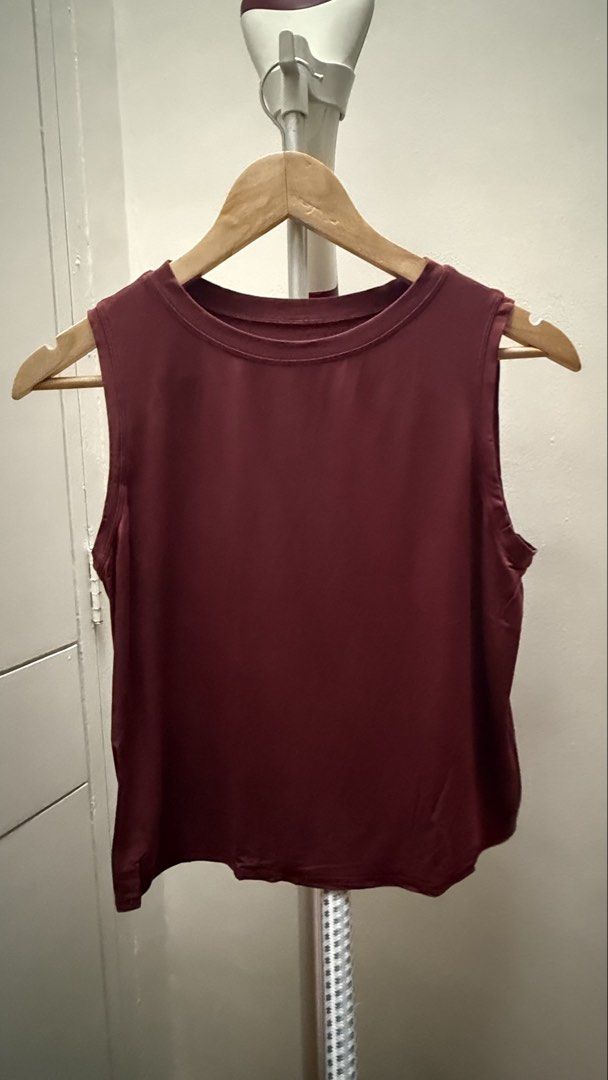 Lululemon Action Always Tank Size 4 Savannah (Category: Activewear) located in Quezon City. Submitted by jv_preloved (Listing ID 1470467809, Image 3). Description: Spring cleaning :) Serious buyers only. No lowballers. Shipping/ delivery at buyer’s cost My Details: Height - 153cm Typical size - 4 Waist - around 25-26in Location - QC .