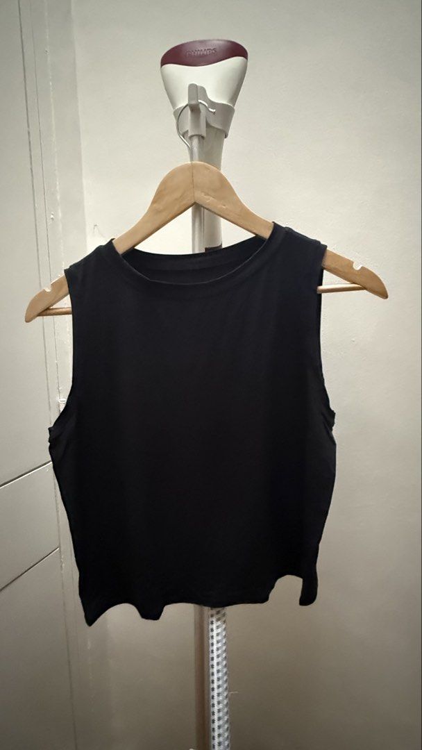 Lululemon Action Always Tank Size 4 Black (Category: Activewear) located in Quezon City. Submitted by jv_preloved (Listing ID 1470468290, Image 3). Description: Spring cleaning :) Serious buyers only. No lowballers. Shipping/ delivery at buyer’s cost My Details: Height - 153cm Typical size - 4 Waist - around 25-26in Location - QC.