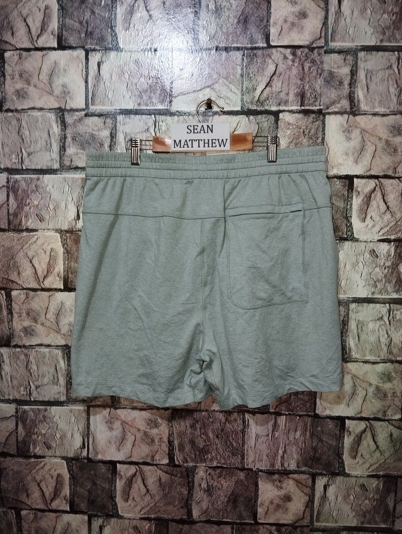 Lululemon Men's Soft Jersey Short 5" (Category: Activewear) located in Los Banos. Submitted by streetthrift_ph (Listing ID 1470349328, Image 2). Description: Lululemon Men's Soft Jersey Short 5" Missing maintag Size XL Waistline : 34-42 Stretch Length : 17 Hem : 13.8 Inseam : 5" Excellent condition Price : 2680 only Free Shipping! Payment first ✅ Mop : Gcash only Courier : J&T Express 📍 Los Baños Laguna Thanks!.