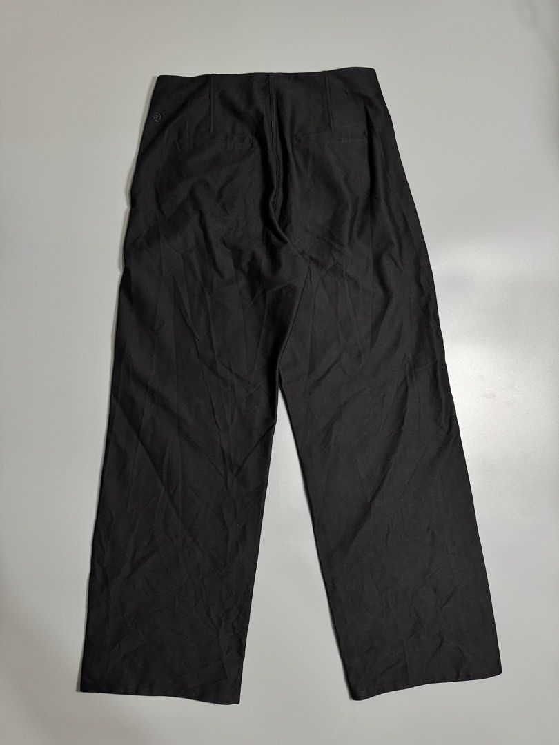 Lululemon Trousers (Category: Other Bottoms) located in Sipalay. Submitted by collidethrift (Listing ID 1470513129, Image 3). Description: WTS❗️ Lululemn Womens Relaxed Fit Mid Rise Trouser Size Large Waist 30-32 Length 42 Good as new condition No issue 1200 freeship PM me if interested 📩.
