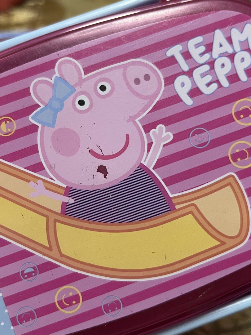 Lunch box set (Category: Food Organization & Storage) located in Quezon City. Submitted by justlei (Listing ID 1470379130, Image 3). Description: Used with care. TAKE ALL ₱20.00 Peppa pig - may tuklap lang sa print Plain blue - nawala lang yung takip dun sa labasan ng steam Snackeroo - washed but never used. May sticker lang sya. .