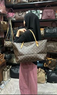 (Category: ) located in . Submitted by cik_coklat (Listing ID 1470403735, Image 1). Description: .