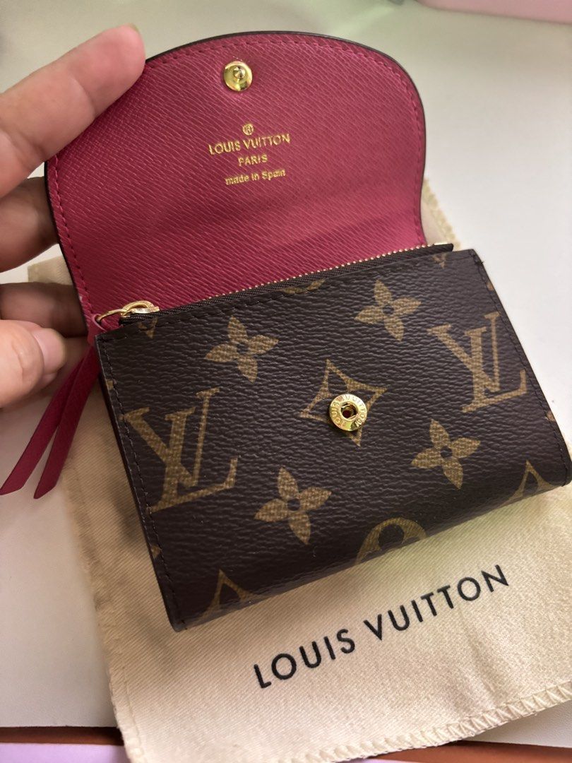 Lv rosalie wallet (Category: Wallets & Card holders) located in Manila. Submitted by cappadociadream (Listing ID 1470554885, Image 2). Description: .