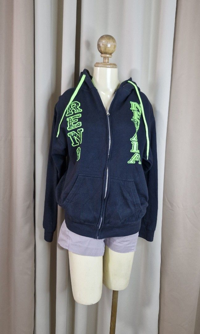 M: Hoody Jacket (Category: Coats, Jackets and Outerwear) located in Calabanga. Submitted by deniseallyson (Listing ID 1470482428, Image 1). Description: .
