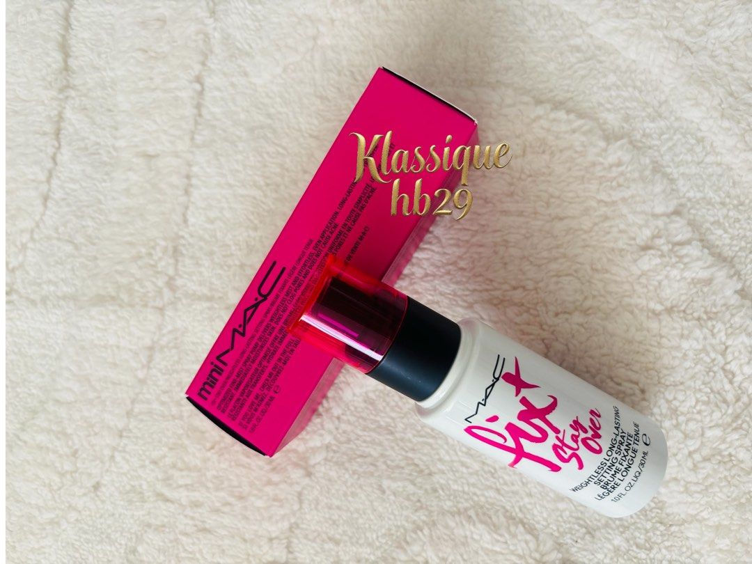 Mac setting spray (Category: Makeup) located in Lipa City. Submitted by klassique_handbags (Listing ID 1470427390, Image 2). Description: ✅Available✅ ❤️Mac❤️ Stay Over Weightless Long-Lasting Setting Spray Size: (1 Fl Oz / 30 mL) alcohol-free, hydrating setting spray that sets makeup for 24 hours while also delivering protection from pollution and blue light. A versatile mist designed to hydrate, prime, set and refresh makeup throughout your rout