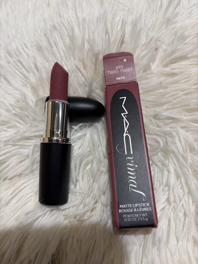 MAC TWIG TWIST MATTE LIPSTICK (Category: Makeup) located in Pugo. Submitted by caztraine (Listing ID 1470363084, Image 1). Description: .