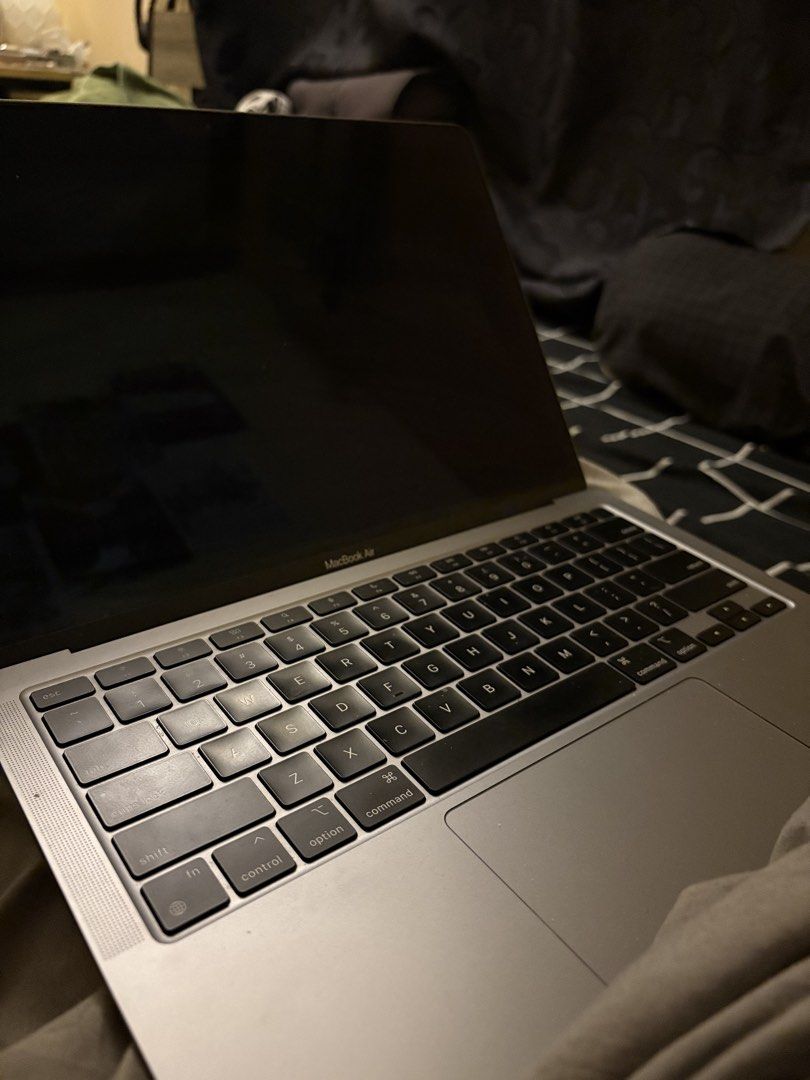 Macbook Air M1 (Category: Laptops & Notebooks) located in Cagayan de Oro. Submitted by suta.__.ph (Listing ID 1470550337, Image 1). Description: batt health: 84% storage and ram: 256gb ssd, 8gb ram accessories: orig box and adapter, but no working charging cable condition: no issues hamis pa inampingan lady owned rfs: for savings since recent grad never been opened/repaired original purchase price: ₱47,000 .