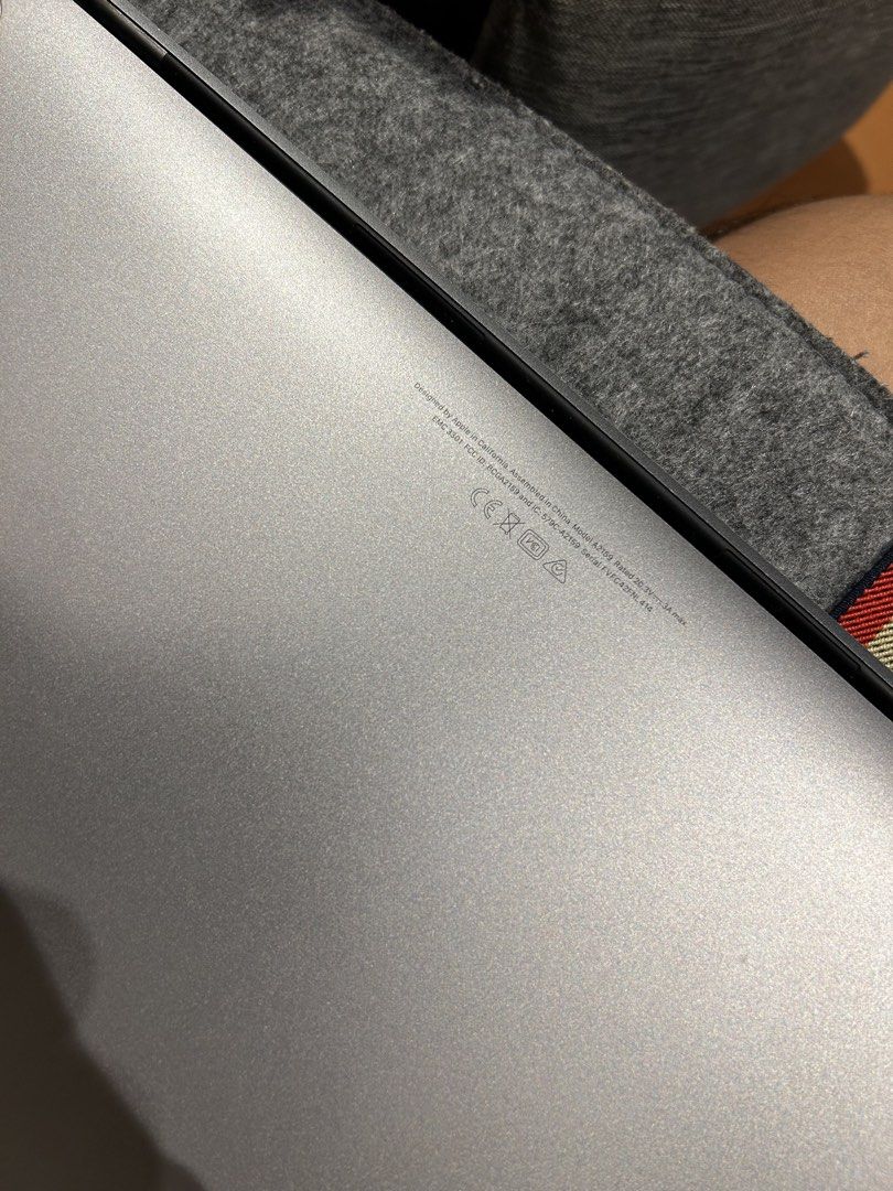 MacBook Pro A2159 (Category: Laptops & Notebooks) located in Manila. Submitted by christophe22089 (Listing ID 1470499244, Image 2). Description: - Model: MacBook Pro (Model A2159) - Color: Sleek Silver -Touchbar -Intel I5 16gb ram - Condition: Clean screen, all rubber feet intact, minor surface wear from daily carry - Features: Standard keyboard layout and large trackpad ISSUE: di nag oopen SSD sira WORKING ORIG LCD/ ORIG ALL PARTS NO ICLOUD .