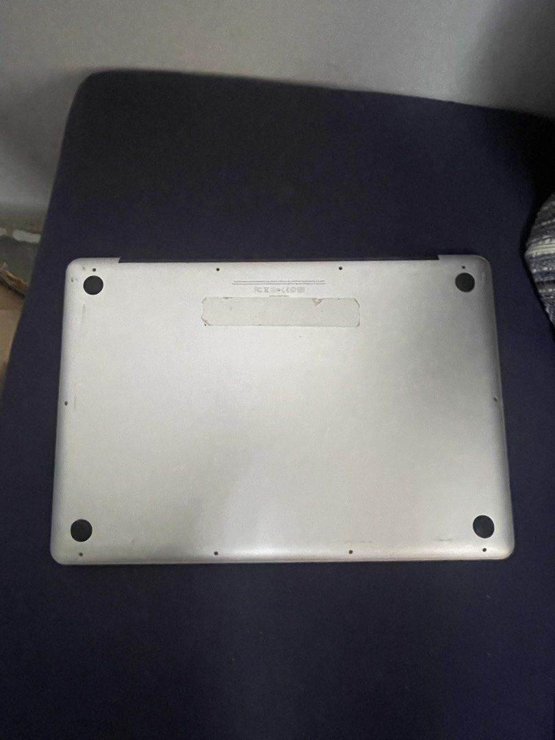 macbook pro i7 2012 (Category: Laptops & Notebooks) located in Manila. Submitted by hometechieonlineshop (Listing ID 1470369148, Image 3). Description: fix price macbook pro i7 2012 good lcd nagagamit 4gb ram no storage no battery issue: keyboard kayo na mgpaayos no time .