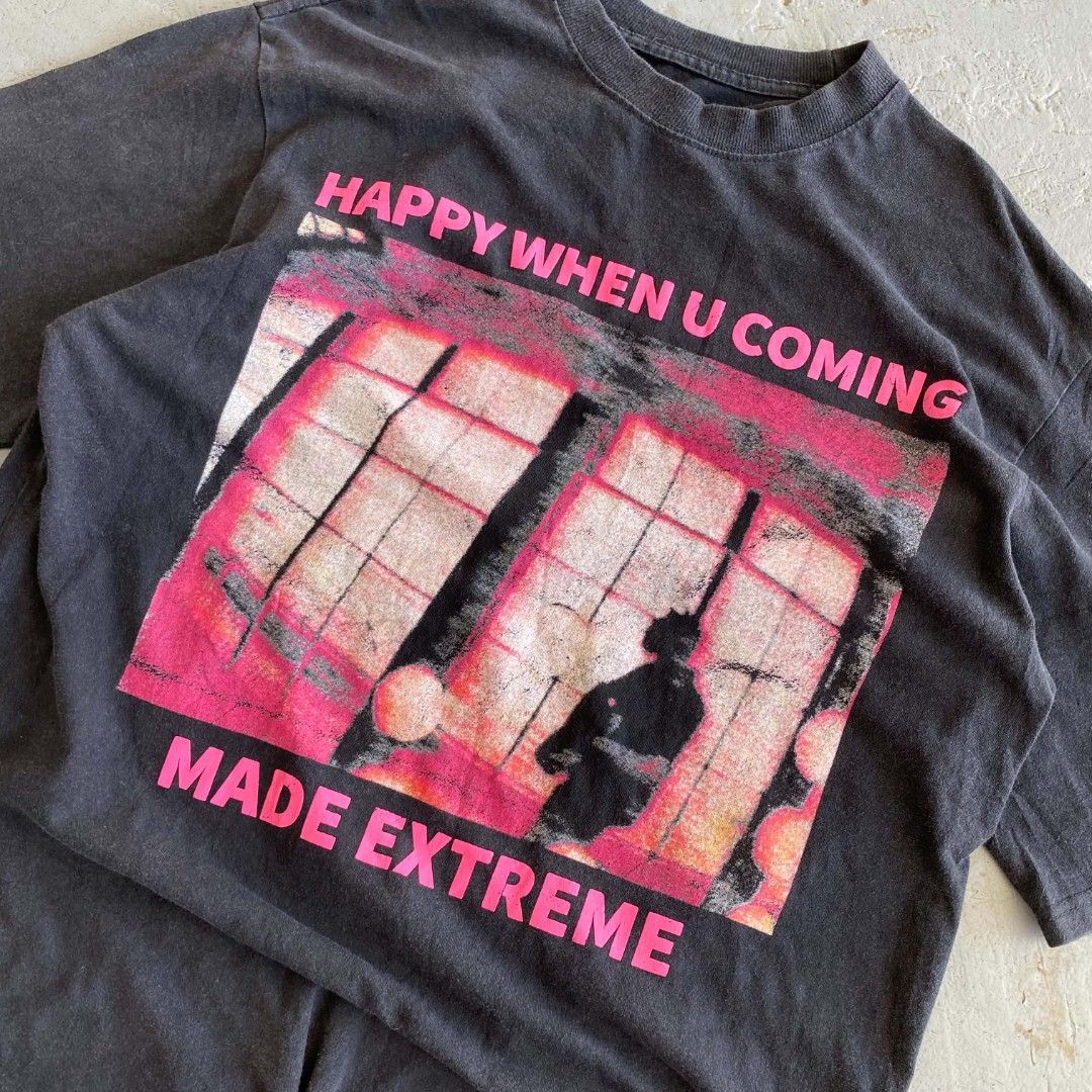 made extreme (Category: Tshirts & Polo Shirts ) located in Malabon City. Submitted by not_just_fits (Listing ID 1470359471, Image 3). Description: Dimes: ▪️W: 22.5 L: 30 Flaw/s: ▪️ crack print not sure if design.