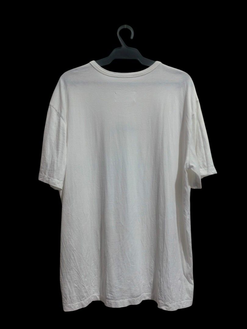 Maison margiela Embroidered tee (Category: Tshirts & Polo Shirts ) located in Vinzons. Submitted by khasanche43622 (Listing ID 1470494078, Image 2). Description: Excellent condition Almost brandnew condi L-28 W-22.5.