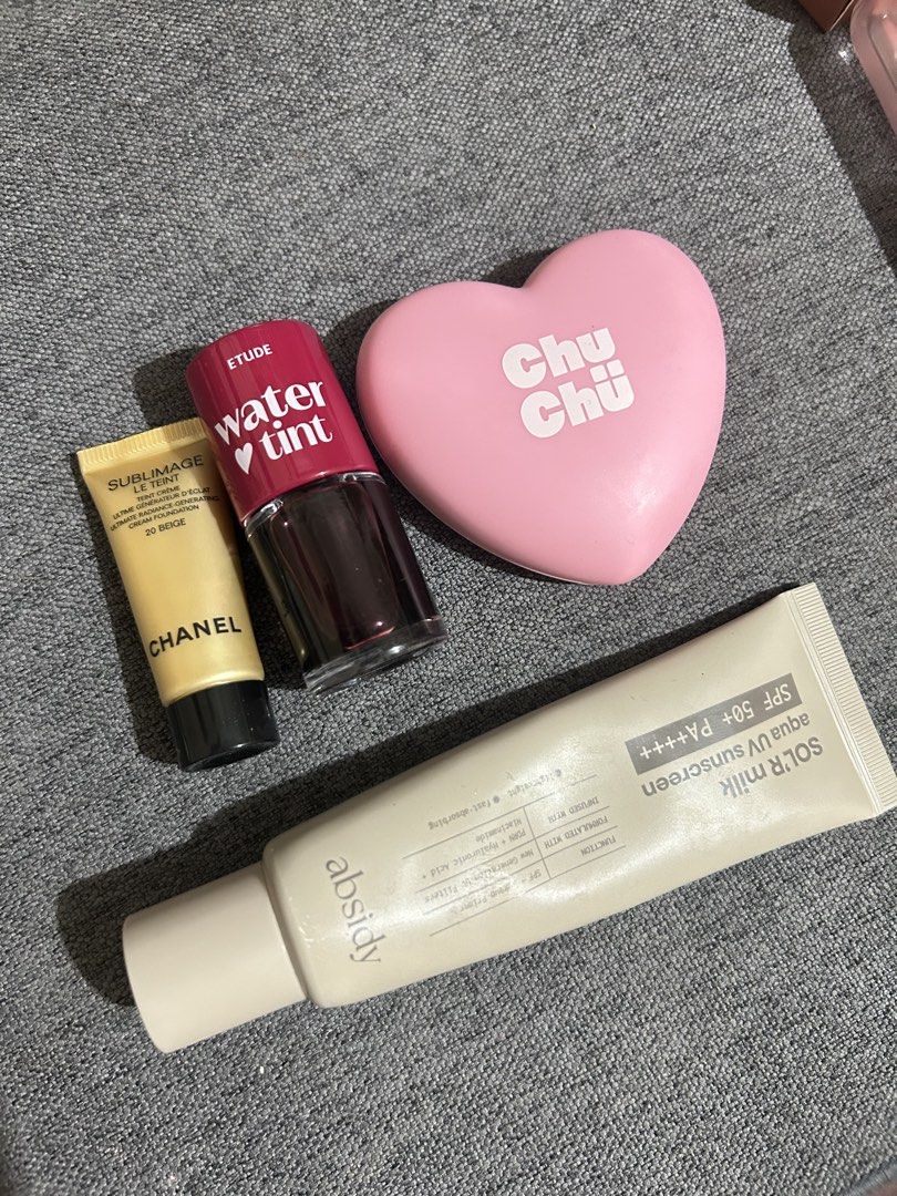 Make up bundle (Category: Makeup) located in Manila. Submitted by prelovedtin.1016 (Listing ID 1470521559, Image 1). Description: Chuchu peach pie- Swatch only Ansidy primer/Suscreen- 90% full Etude water tint- 95% full Chanel sublimage 5ml - 90% full .