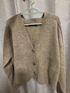 (Category: ) located in . Submitted by erin_closet (Listing ID 1470511832, Image 1). Description: .