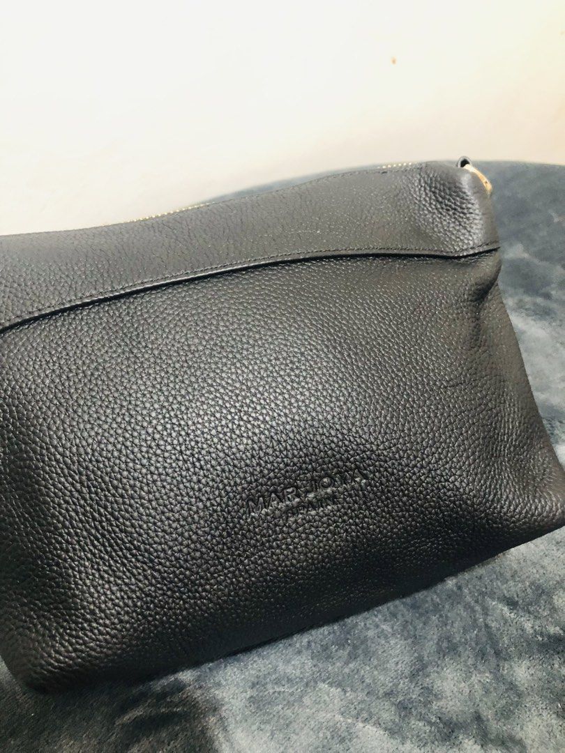 MAR JOYA SPAIN PEBBLED CALF LEATHER SLING BAG (Category: Cross-body Bags) located in Imus. Submitted by dhouseoftotes (Listing ID 1470463904, Image 3). Description: 📐 MEASUREMENTS‼️ H - 6.5 inches W - 10 inches D - 3.5 inches •FROM JAPAN 🇯🇵 DISCLAIMER!! I am not affiliated, associated, authorised, endorsed by, or in any way officially connected with any of the brands, companies, or trademarks mentioned on this page/shop. All product names, log