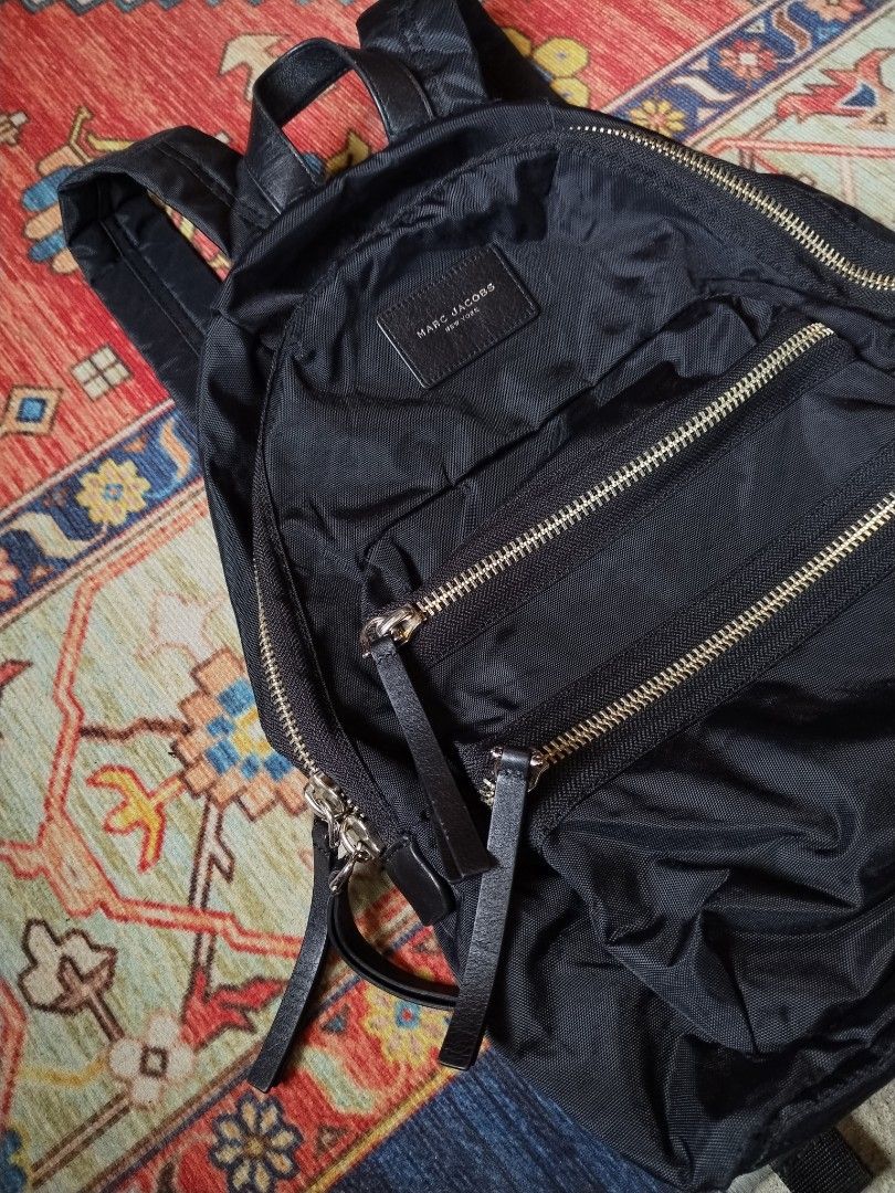 Marc Jacobs Nylon Backpack (Category: Luxury Bags & Wallets) located in Taytay. Submitted by the_vtg_pop-up (Listing ID 1470397137, Image 3). Description: .