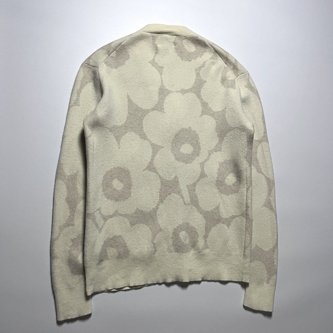 MARIMEKKO Sif Unikko wool Cardigan (Category: Coats, Jackets and Outerwear) located in Cebu City. Submitted by franceuy (Listing ID 1470478218, Image 3). Description: Excellent Condition No Issue: Need clean/wash only W-21 L-28 Color rate: 10/10 Cebu City📍.