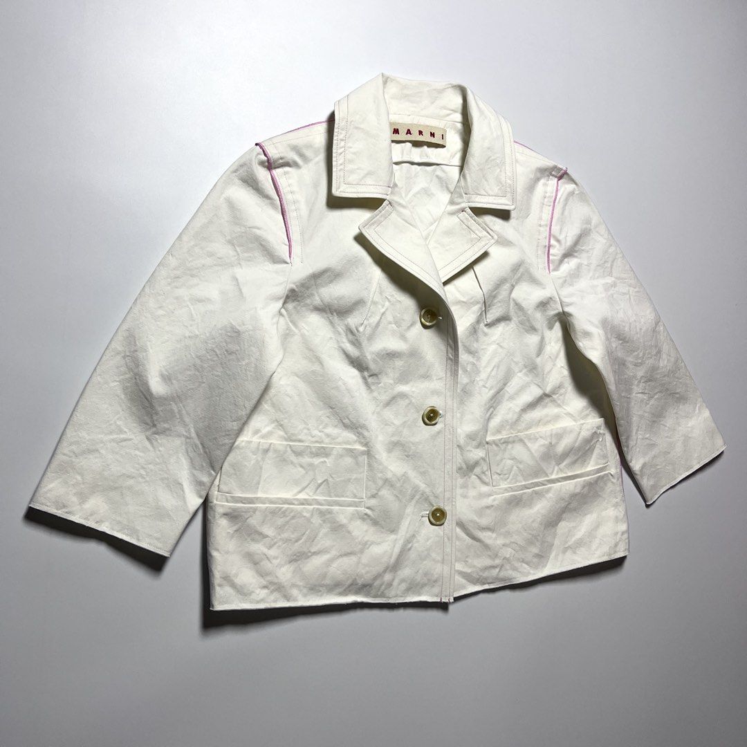 Marni White Denim Blazer with Pink Stitching (Category: Coats, Jackets and Outerwear) located in Cebu City. Submitted by franceuy (Listing ID 1470473605, Image 2). Description: Excellent Condition No Issue W-20 L-22 Color rate: 10/10 Cebu City📍.