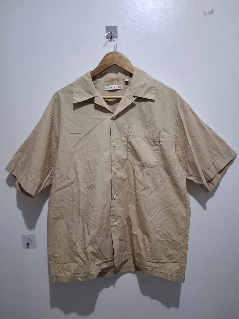Marni x uniqlo size med oversized (Category: Tshirts & Polo Shirts ) located in Tarlac. Submitted by christopher.24 (Listing ID 1470401338, Image 1). Description: excellent condition legit.