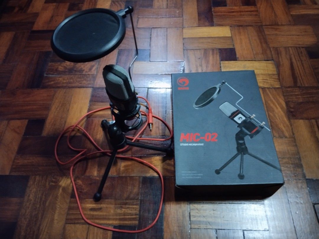 Marvo MIC-02 Studio Microphone – ₱550 (Category: Microphones) located in Antipolo. Submitted by skkiyoshin (Listing ID 1470489338, Image 2). Description: - Model: Marvo MIC-02 Studio Microphone Set - Condition: Tested and working fine - Perfect for: Streaming, podcasting, and gaming - Inclusions: Tripod stand, pop filter, red 3.5mm cable, original box, and manual - Great budget-friendly audio setup Used only a few times and still works perfectly.