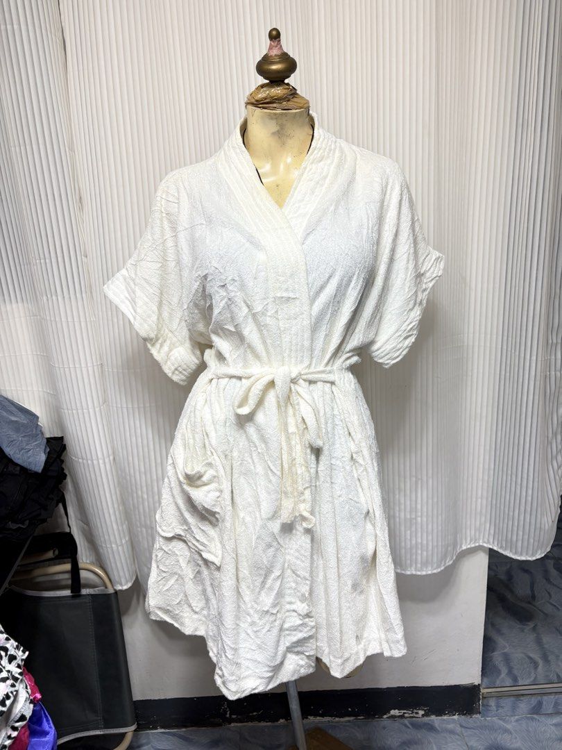 Mary Barron White Towel Bathrobe Size Medium (Category: Coats, Jackets and Outerwear) located in General Trias. Submitted by crissy9053136 (Listing ID 1470486023, Image 1). Description: - Brand: Mary Barron - Size: Medium - Color: Classic clean white - Material: Soft, highly absorbent terry cloth - Features: Comfortable wrap-around design, secure waist tie belt, and convenient front patch pockets - Perfect for: Post-shower drying or relaxing by t