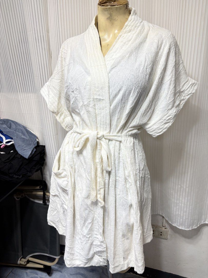 Mary Barron White Towel Bathrobe Size Medium (Category: Coats, Jackets and Outerwear) located in General Trias. Submitted by crissy9053136 (Listing ID 1470486023, Image 2). Description: - Brand: Mary Barron - Size: Medium - Color: Classic clean white - Material: Soft, highly absorbent terry cloth - Features: Comfortable wrap-around design, secure waist tie belt, and convenient front patch pockets - Perfect for: Post-shower drying or relaxing by t