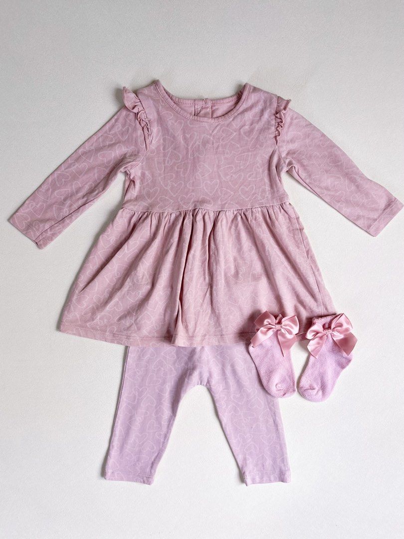 Matalan 🇬🇧 set 3-6 m (Category: Babies & Kids Fashion) located in Bayombong. Submitted by whimsystuff (Listing ID 1470409062, Image 1). Description: Matalan 🇬🇧 set 3-6 m Good as new P 280.