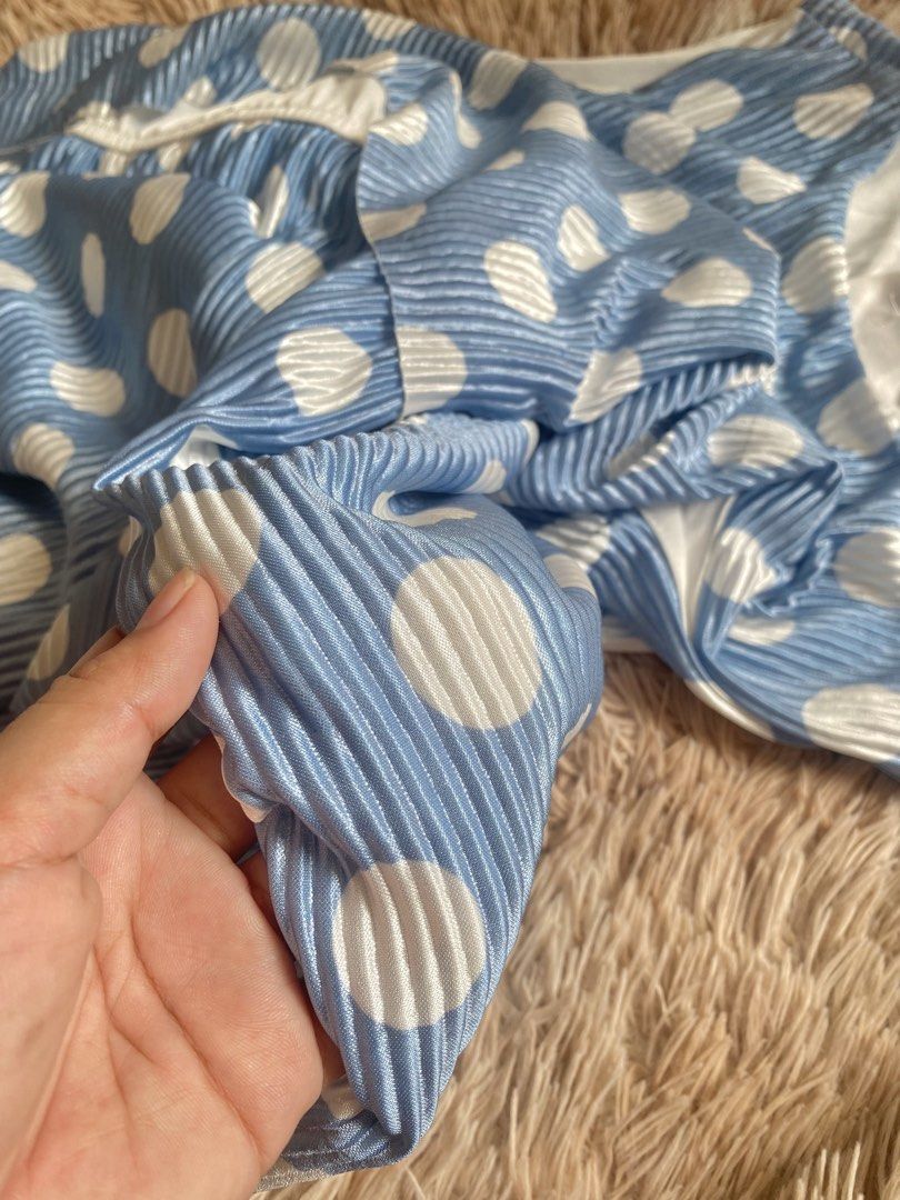 Max Blue White Polka Dot Pleated Jumpsuit S-M (Category: Jumpsuits) located in Manila. Submitted by stormibutterfly26 (Listing ID 1470356870, Image 2). Description: Small-Med. Max light blue and white polka dot jumpsuit Features a sleeveless top, wide-leg pleated pants, and comfy textured accordion fabric with a soft lining. Easy slip-on style!.