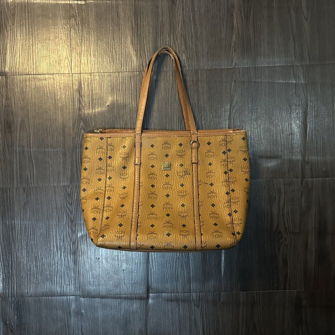 MCM BAG (Category: Belt bags, Clutches and Pouches) located in San Jose del Monte. Submitted by xanthrift2.0 (Listing ID 1470455684, Image 1). Description: MCM BAG color rate: 9/10 dimes: 18 width x 12 lenght ₱1,199.
