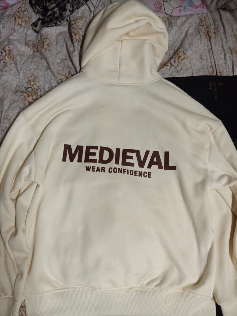 MEDIEVAL CONFIDENCE WEAR (Category: Coats, Jackets and Outerwear) located in Manila. Submitted by hussttlee213 (Listing ID 1470494837, Image 2). Description: .