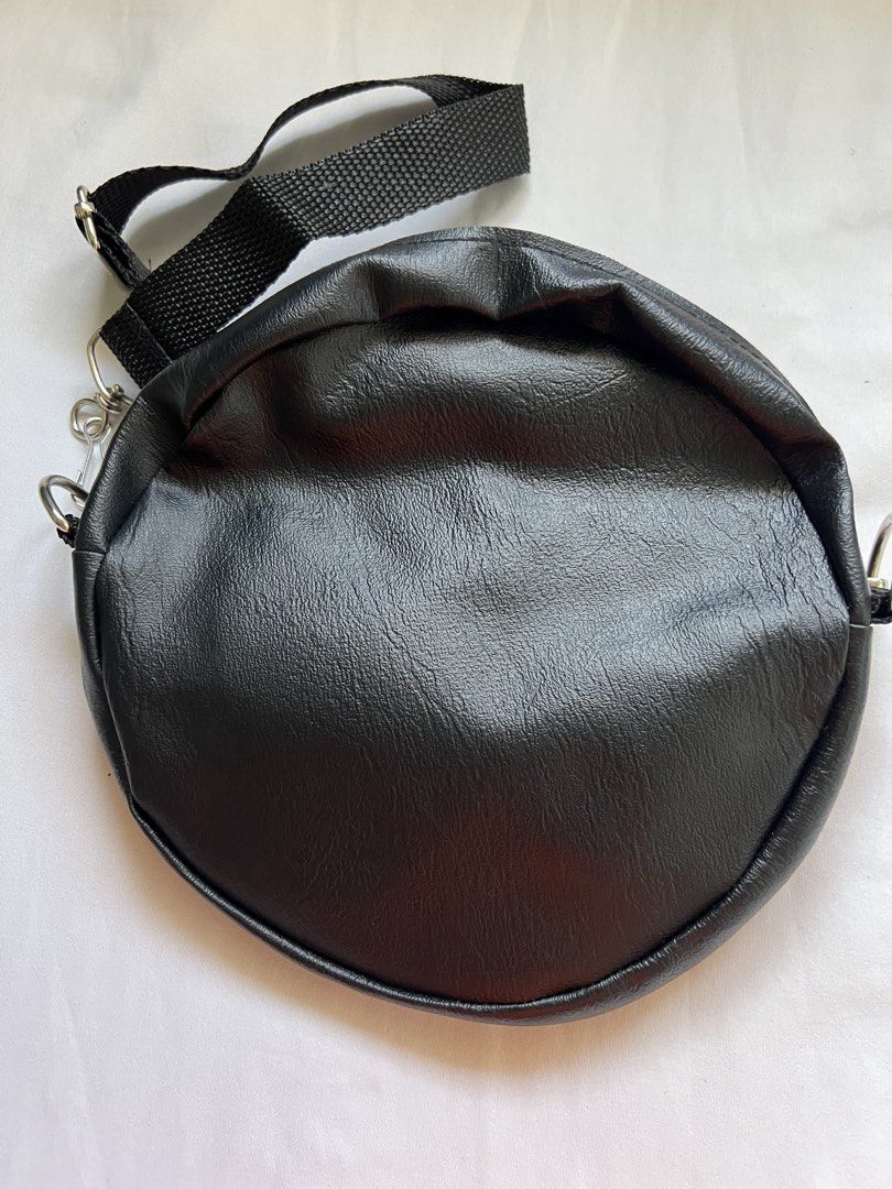 Meekah Blippi Belt Bag (Category: Cross-body Bags) located in Muntinlupa City. Submitted by uniquepicks (Listing ID 1470360091, Image 3). Description: Like New, used once.
