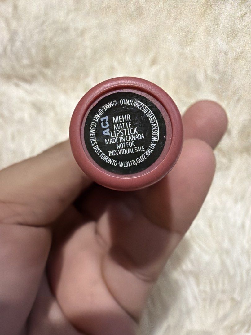 MEHR MATTE LIPSTICK (Category: Makeup) located in Pugo. Submitted by caztraine (Listing ID 1470390861, Image 2). Description: No box unused.