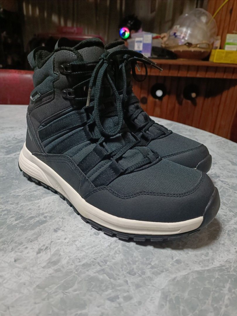 men's Quechua Waterproof Hiking Boots (Category: Boots) located in Baguio. Submitted by thesneakerrush_2600 (Listing ID 1470394914, Image 3). Description: Quechua waterproof Hiking Boots size 9 men's size 42 euro 27cm 1,600php.