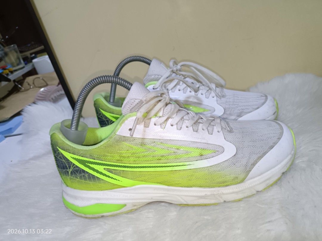 Men's shoes (Category: Sneakers) located in Baguio. Submitted by mariemaeb53657 (Listing ID 1470351566, Image 2). Description: 💐Xtep 🍁Us:9.5 |Eur:43 |cm:27 insole.