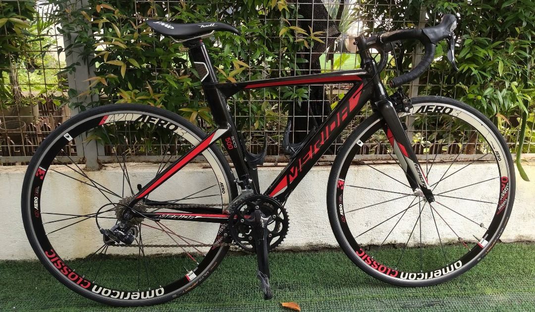 Merida Reacto 500 Aero Road Bike (Category: Bicycles) located in Carmona. Submitted by renseller_ (Listing ID 1470393383, Image 1). Description: ‼️RUSH‼️ MERIDA REACTO 500 BIKE Php 25,000 Only Frame Set Merida Reacto 500 - XS (47) Wheelset American Classic 420 Aero 3 Cockpit Stem - Controltech 60mm Dropbar - Uno 380mm Saddle - Selle SMP Hell Groupset Shimano 105 5700 (10s) Chainring - 50/34 Crank arm - 172.5mm 🗺️Location: Carmona, Cavite Biñan, 