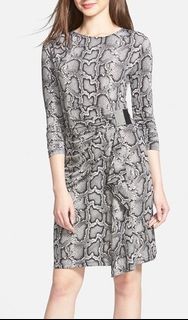 (Category: ) located in . Submitted by dua-garments23 (Listing ID 1470441307, Image 1). Description: .