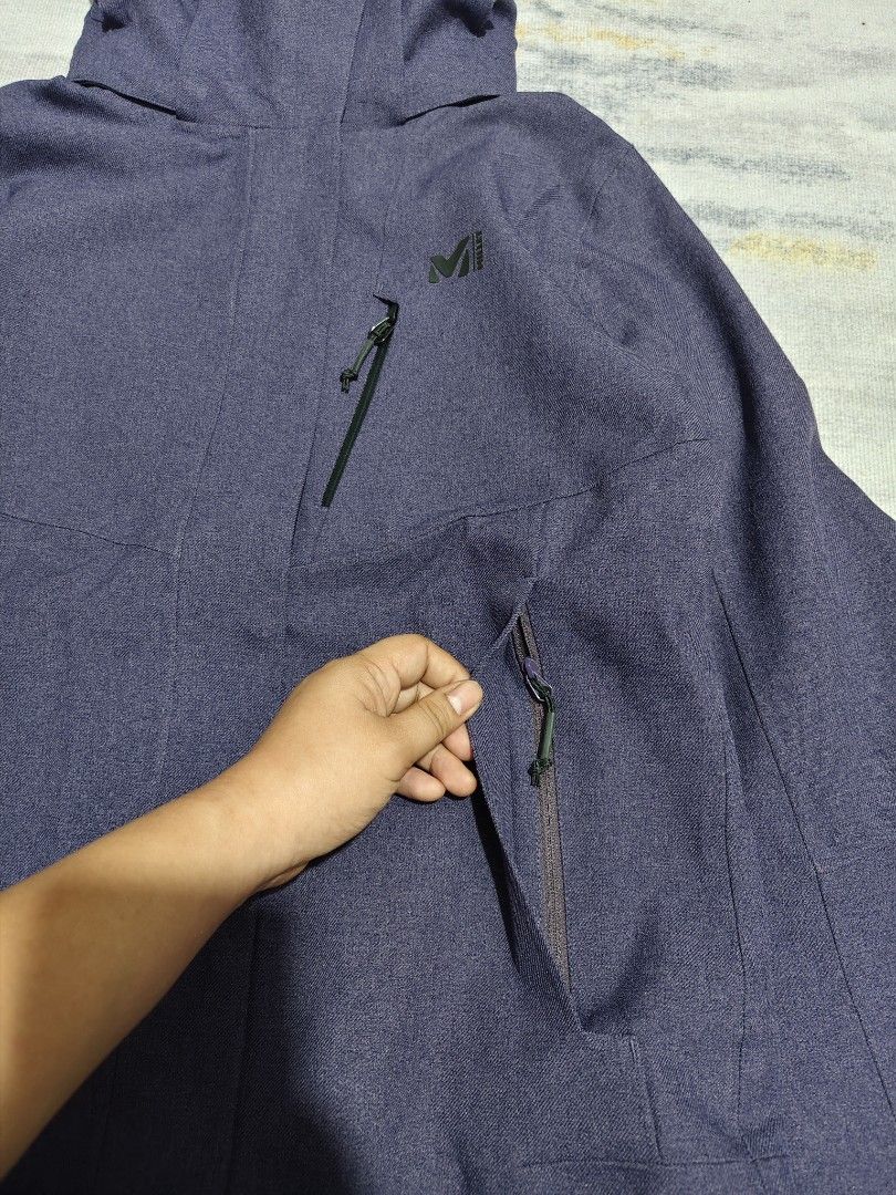 Millet outdoor shell jacket (Category: Coats, Jackets and Outerwear) located in Dagupan City. Submitted by gandita.28 (Listing ID 1470452433, Image 2). Description: MILLET OUTDOOR JACKET DRY EDGE WATER PROOF 💯 WINDPROOF Good for hiking , alpine sports activity and rainy conditions small on tag Length - 26 width - 18 worth to buy . excellent condition 💯.