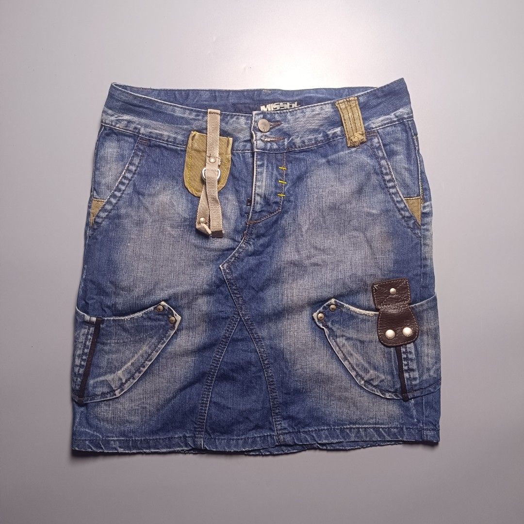 Miss Sixty Multipocket Denim Skirt (Category: Skirts) located in Las Pinas. Submitted by jmbl.thrds (Listing ID 1470384760, Image 1). Description: Miss Sixty Multipocket Denim Skirt 31 width 18.5 length No flaws.