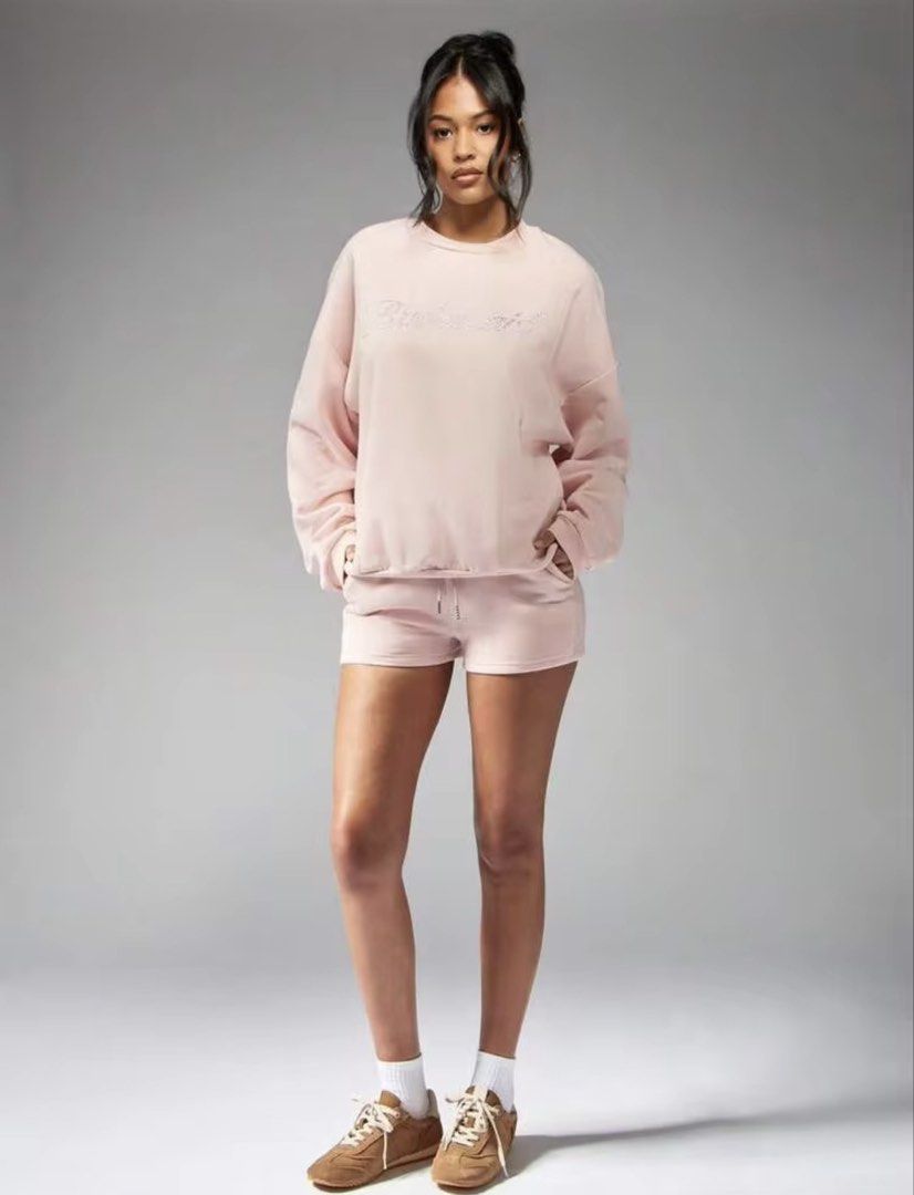 Missguided Bridesmaid Sweatshirt (Category: Coats, Jackets and Outerwear) located in Manila. Submitted by juliaxgamboa (Listing ID 1470493305, Image 3). Description: Oversized fit.